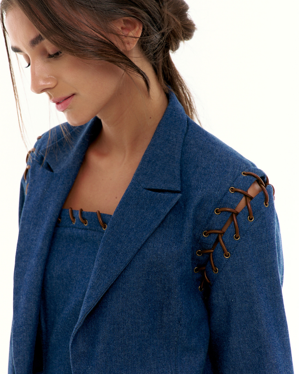 Form Cropped Jacket